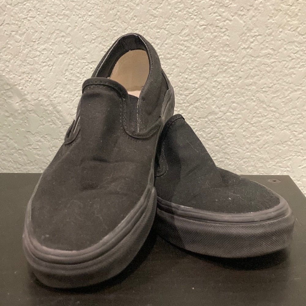 Like New Vans Slip Ons size 7 womens 5.5 mens
